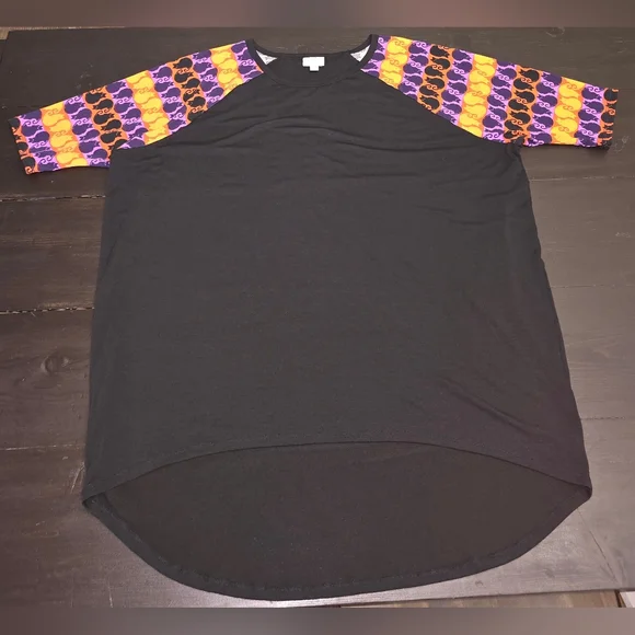 Lularoe Simply Comfortable Black Shortsleeve Cats Halloween Size L Oversized EUC - Picture 1 of 3